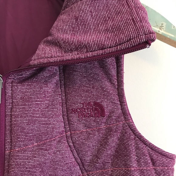 The North Face Pseudio Puff Vest Purple - Picture 2 of 7